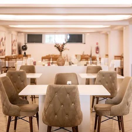 Varres Hotel